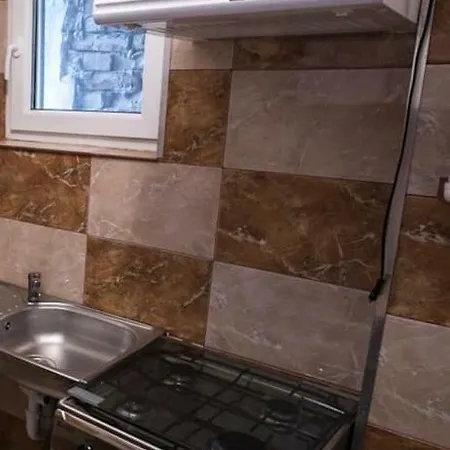 Bright Studio Near The Old Town Апартаменти Бухарест